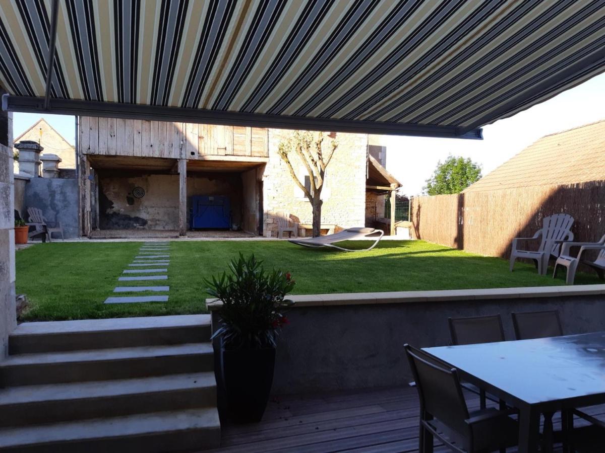 Le Gite Des Jardins Entrains-sur-Nohain Bagian luar foto